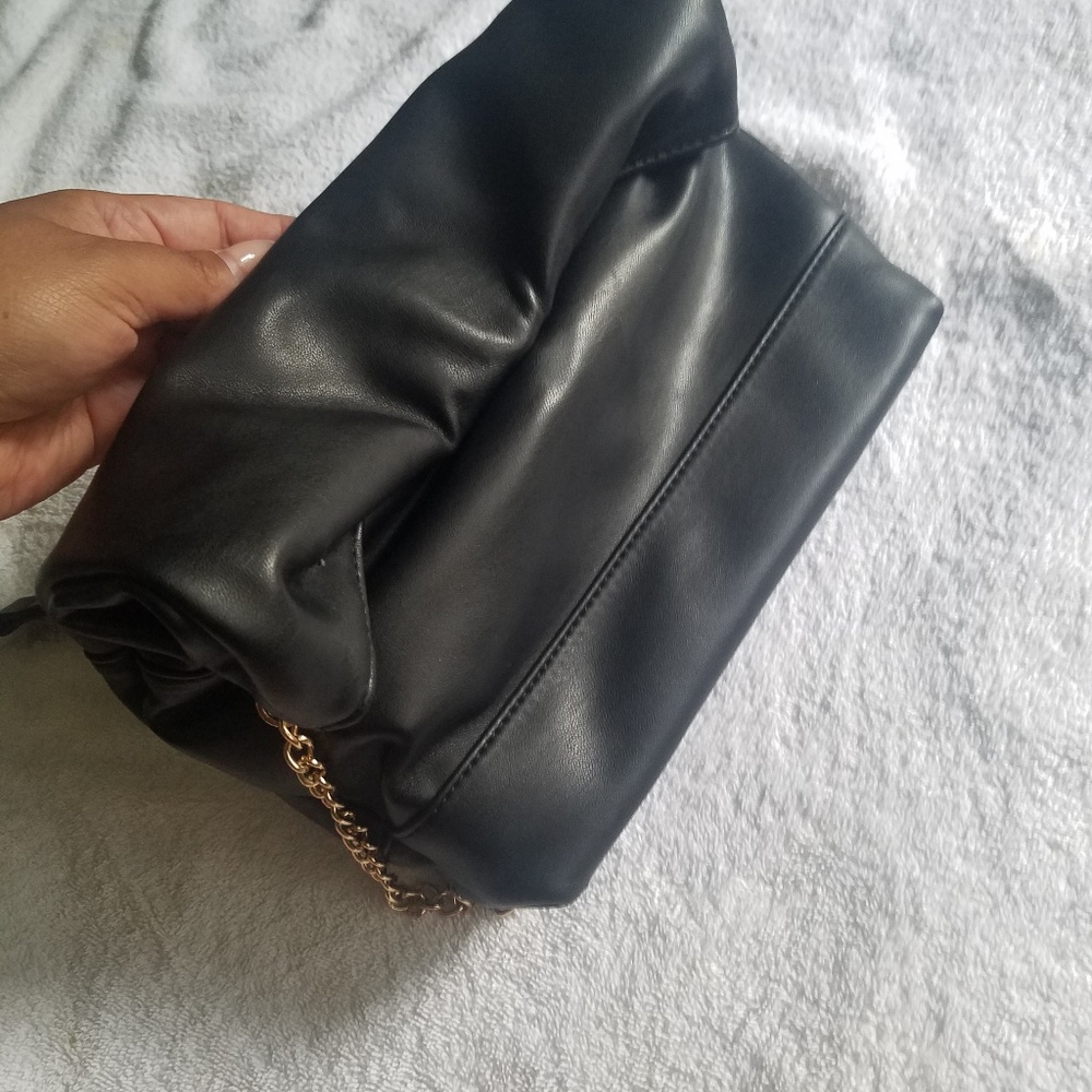 Crossbody bag from street level